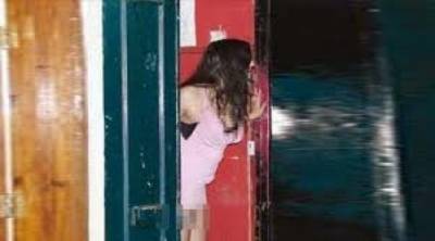 على عينك يا تاجر من يدفع اكثر .. شقق مشبوهة لممارسة الرذيلة شاهد الفيديو