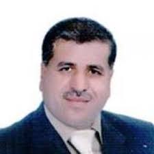 المخيمات  الفلسطينية تحتفل بعيد ميلاد القائد المعزز