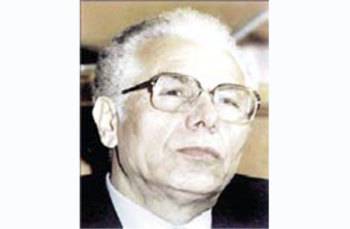 اليوم الذكرى الحادية عشـرة لرحيل المرحوم الأستاذ محمود الشـريف