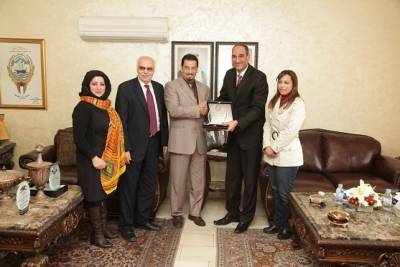 السفير الكويتي الدعيج يستقبل وفد من مجلس ادارة جمعية اللاعنف العربية