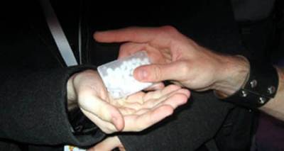 بالاسماء .. امهال تجار مخدرات اردنيين لتسليم انفسهم ..