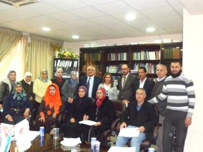 عطوفة مراقب عام الشركات يقوم بتخريج الدورة التدريبية (تنمية المهارات المالية والمحاسبية)