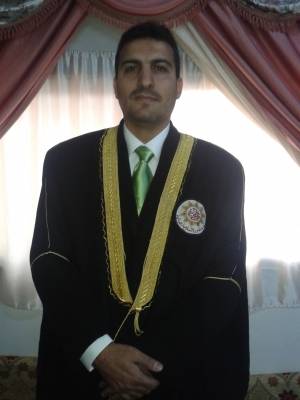 الدكتوراه لـ    احمد الهزيم  من جامعة العلوم الاسلامية الف مبروك