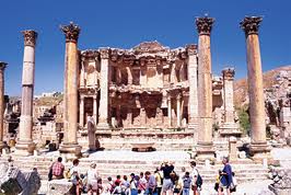 الدقاق رئيسا لمجلس ادارة جمعية السياحة الوافدة