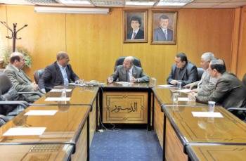 وفد «الصحفيين» يزور دار الدستور مهنئا الدكتور الصمادي برئاسة مجلس إدارتها