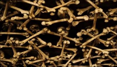 بالصور.. كنيسة مرعبة مبنية بعظام وجماجم البشر