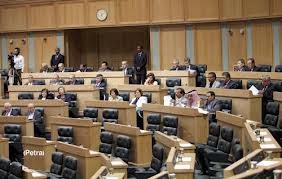 «إدارية الأعيان» تناقش اجراءات التنفيذ القضائي