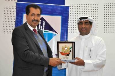 وفد من الملحقية الإماراتية يزور جامعة جدارا