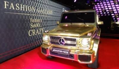 امير سعودي يشترى سيارة مرسيدس مغلفة بالذهب