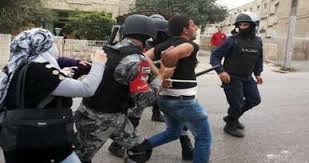 نظمت للمطالبة بالإفراج عن الدقامسة بعد استشهاد زعيتر .. هيومن رايتس تطالب التحقيق بفض مظاهرة أمام النواب