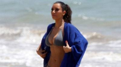 صور.. كيم كاردشيان تتألق بالبكيني في تايلاند