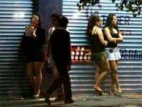 مشروع تخرج عن الدعارة يقيل ثلاثة أساتذة ويغلق قسم الإعلام