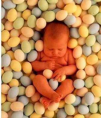 والد لـ 8 أبناء طلب من المحافظ مساعدة مالية ... فأرسل له 100 حبة منع حمل