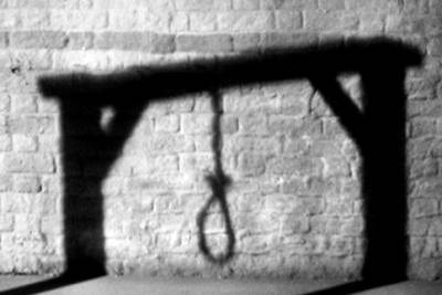 الاعدام لمدير دار حضانة وشريك له وضعا السم للاطفال بالطعام