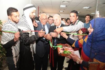 بدران يفتتح فعاليات معرض القدس14 في جامعة البترا