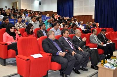 معالي الدكتور أبو عين يرعى حفل تخريج طلبة جامعة جدارا من برنامج أنا أشارك