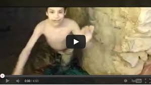 بالفيديو: مغربية تحبس طفلها المعاق 7 سنوات في كهف