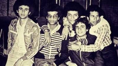 صوراً نادرة لفنان محبوب..فمن هو؟