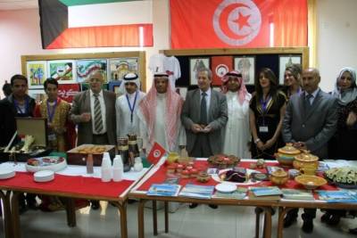 افتتاح معرض الجاليات في جامعة الزرقاء