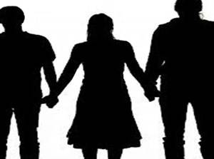 بالتفاصيل...قصة امرأة عربية جمعت بين رجلين !