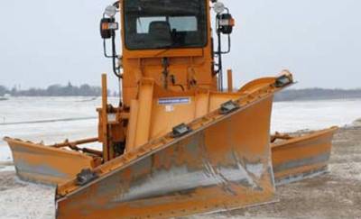 الأردن يطور كاسحة ثلوج