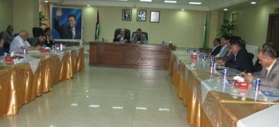 اجتماع مشترك لمجلسي غرفة تجارة الزرقاء وبلديتها