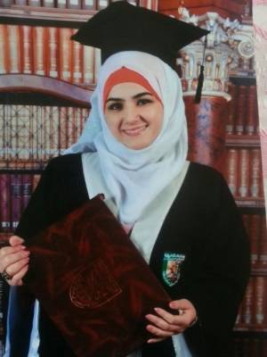 مبروك للمهندسة تقوى المومني تخرجها من الجامعة