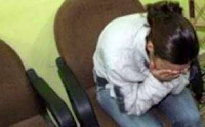 سياسي لبناني يدفع 16 مليون دولار لقاء ليلة مع فتاة افريقية