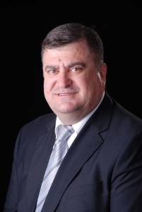 سلامة عيونك يا حفار