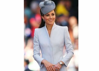 أجمل نساء العالم في 50 عامًا: ذوات الشعر الداكن يكتسحن القائمة