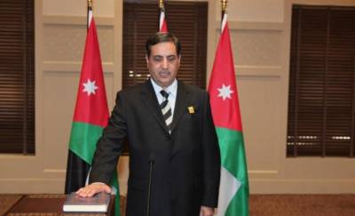 العيطان الى اليونان ..