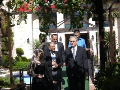 جمعية نور المنار لذوي الإعاقة ” تقيم حفل تخريج دورة خبراء في القيادات الانسانية