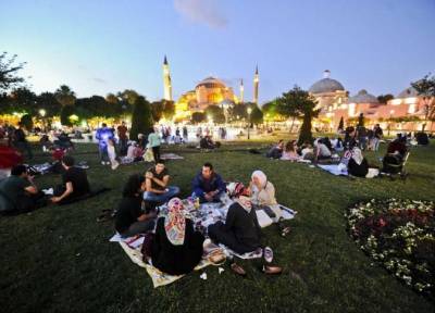 بالصور.. رمضان حول العالم