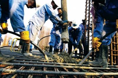 الاقتصاد النيابية تقر تخفيض الضريبة على قطاع الصناعة