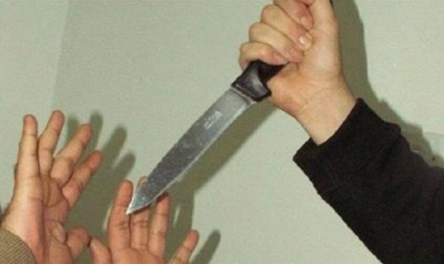 زوج يقتل زوجته طعناً وهو يصرخ: “اللهم إنى صائم”