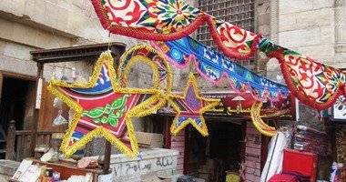 بالصور.. عصا سحرية تنثر اللمسات الرمضانية فى أجواء الشهر الكريم