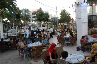 افطار رمضاني لجمعية انامل الخير لايتام نزال وجبل النظيف والنزهة.