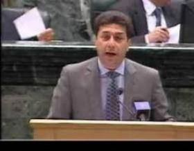 النائب المسلماني يدعو المواطنين بزيارة مكتبه لاستقبال مقترحاتهم واستفساراهم