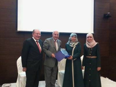 بدران يكرم عددا من المبدعين الأردنيين في المجال العلمي والثقافي