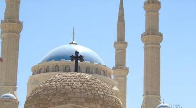 مسيحيو لبنان يصومون رمضان رداً على الطائفية
