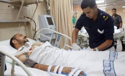 جرحى غزة في المدينة الطبية كنا نجمع الاشلاء في اكياس لدفنها