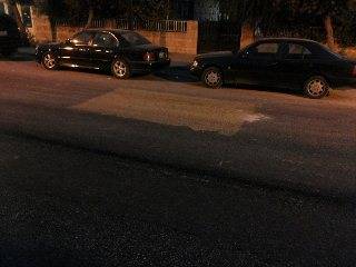 غضب في اربد ...البلدية تزيل اعلام اسرائيل في الشوارع