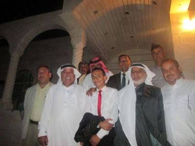 الدكتور الربابعة يقيم حفل بمناسبة نجاح نجله مالك بالتوجيهي  .