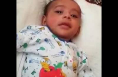 فيديو: رضيع يعطس ويقول الحمد لله !