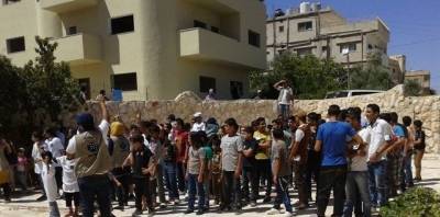 جمعيه الاماني الخيرية تنظم حملة نظافة في عنجرة