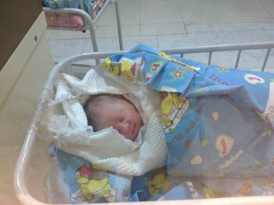 سليمان الكايد يُهنئ المهندس طلال بقدوم سند