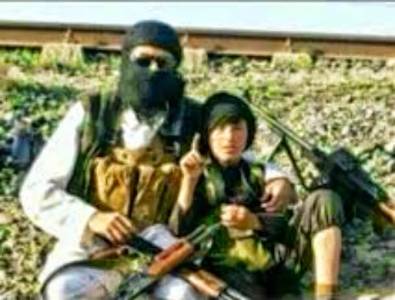 فضائح داعش : فتوى داعشية بجواز الاستمتاع بالغلمان وهتك أعراضهم