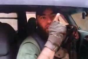 بالفيديو.. ذباح من داعش: نحن قوم نحب شرب الدماء