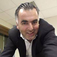 الزميل علي فريحات يهنئ الزميل الدكتور رعد العتوم بمناسبة الخطوبة