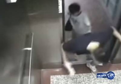 بالفيديو: لحظة مقتل طالب وقع عليه المصعد